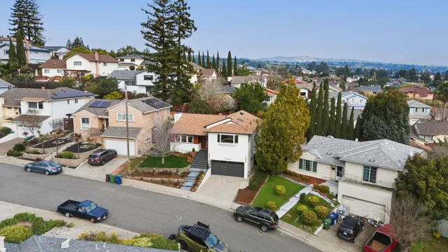 $1,249,000 | 17658 Garland Court, Castro Valley, CA 94546