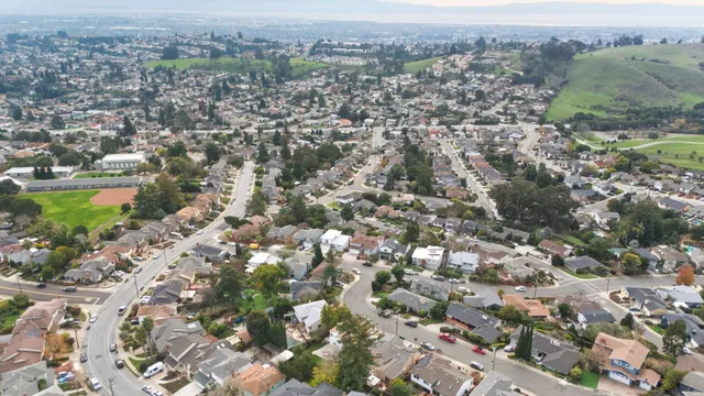 $1,249,000 | 17658 Garland Court, Castro Valley, CA 94546