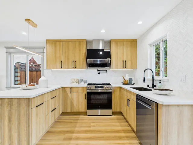 $1,249,000 | 17658 Garland Court, Castro Valley, CA 94546