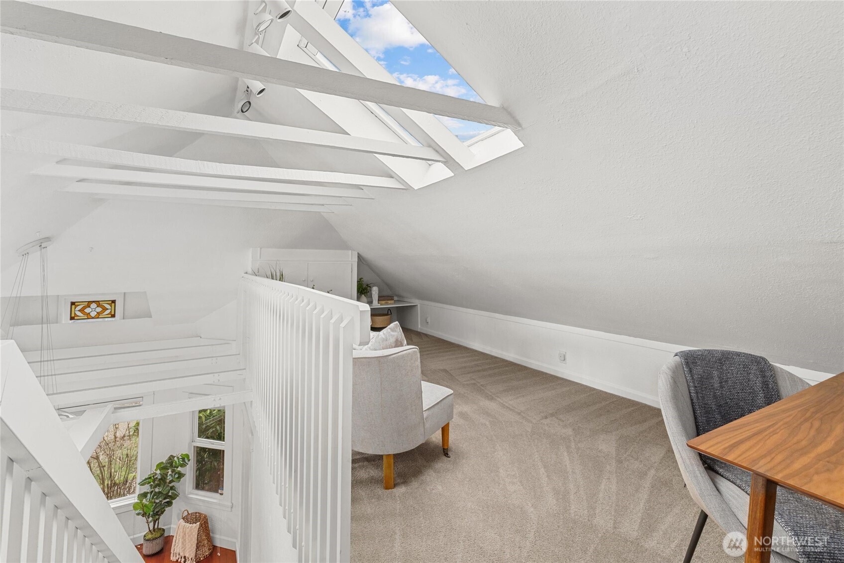 424 27th Avenue East Seattle, WA 98112 - Photo 17 of 36