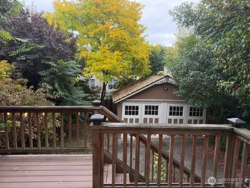 424 27th Avenue East Seattle, WA 98112 - Photo 35 of 36 a view of house with a roof deck