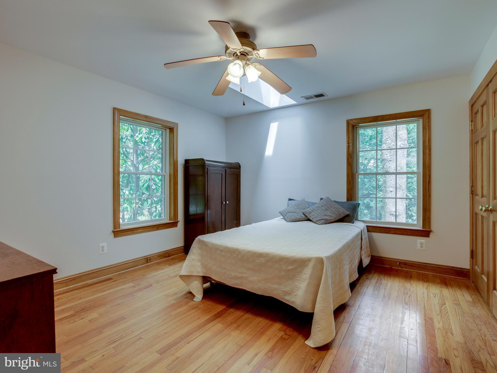 6612 Ridgeway Drive Springfield, VA 22150 - Photo 20 of 30 Bedroom #3