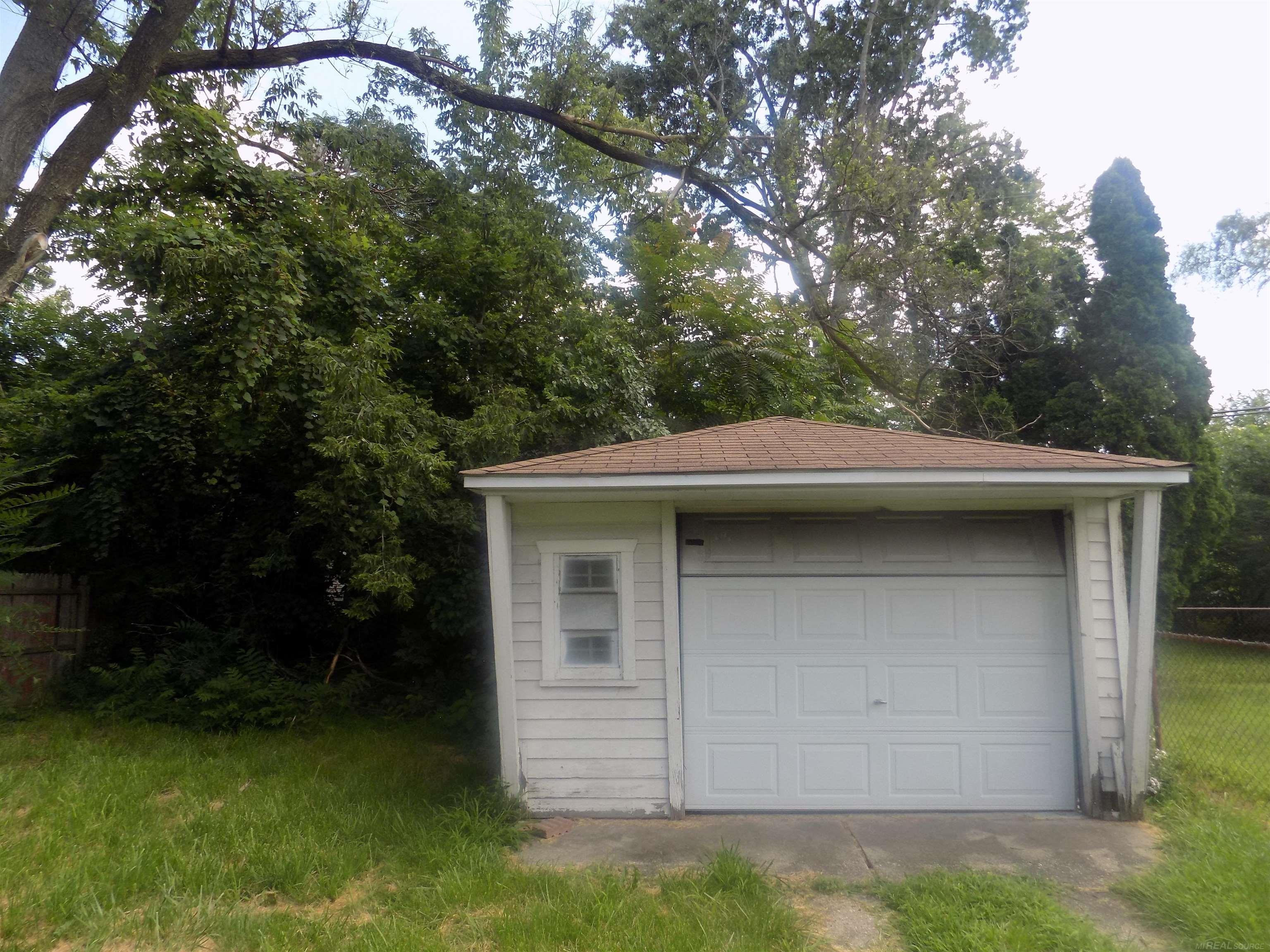 16524 Robson Street Detroit, MI 48235 - Photo 11 of 11