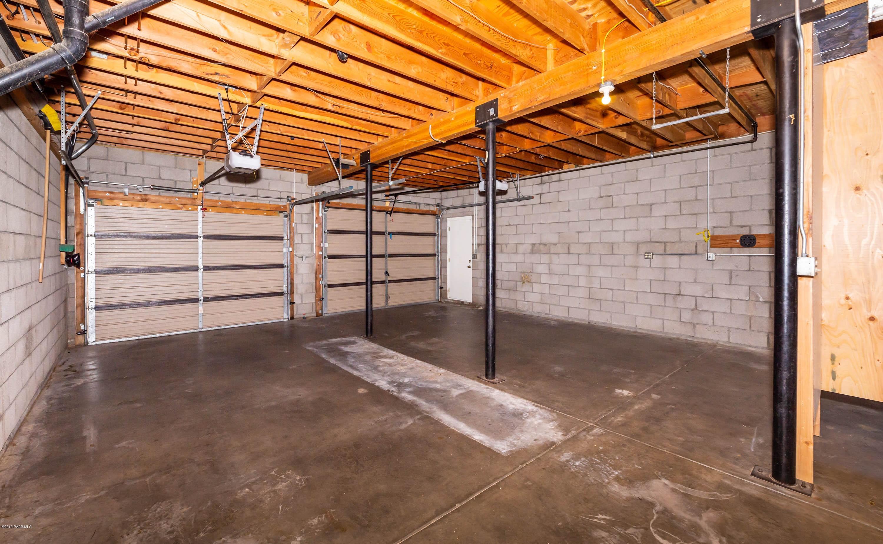 3118 Geronimo Road Prescott, AZ 86305 - Photo 25 of 30 Huge Tandem Garage