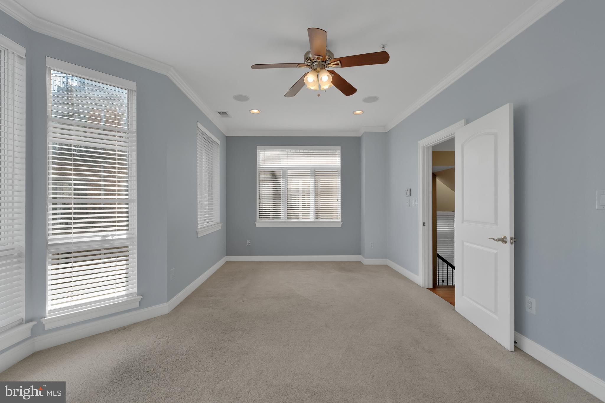 915 Valencia Court, Unit 117 Baltimore, MD 21230 - Photo 19 of 55