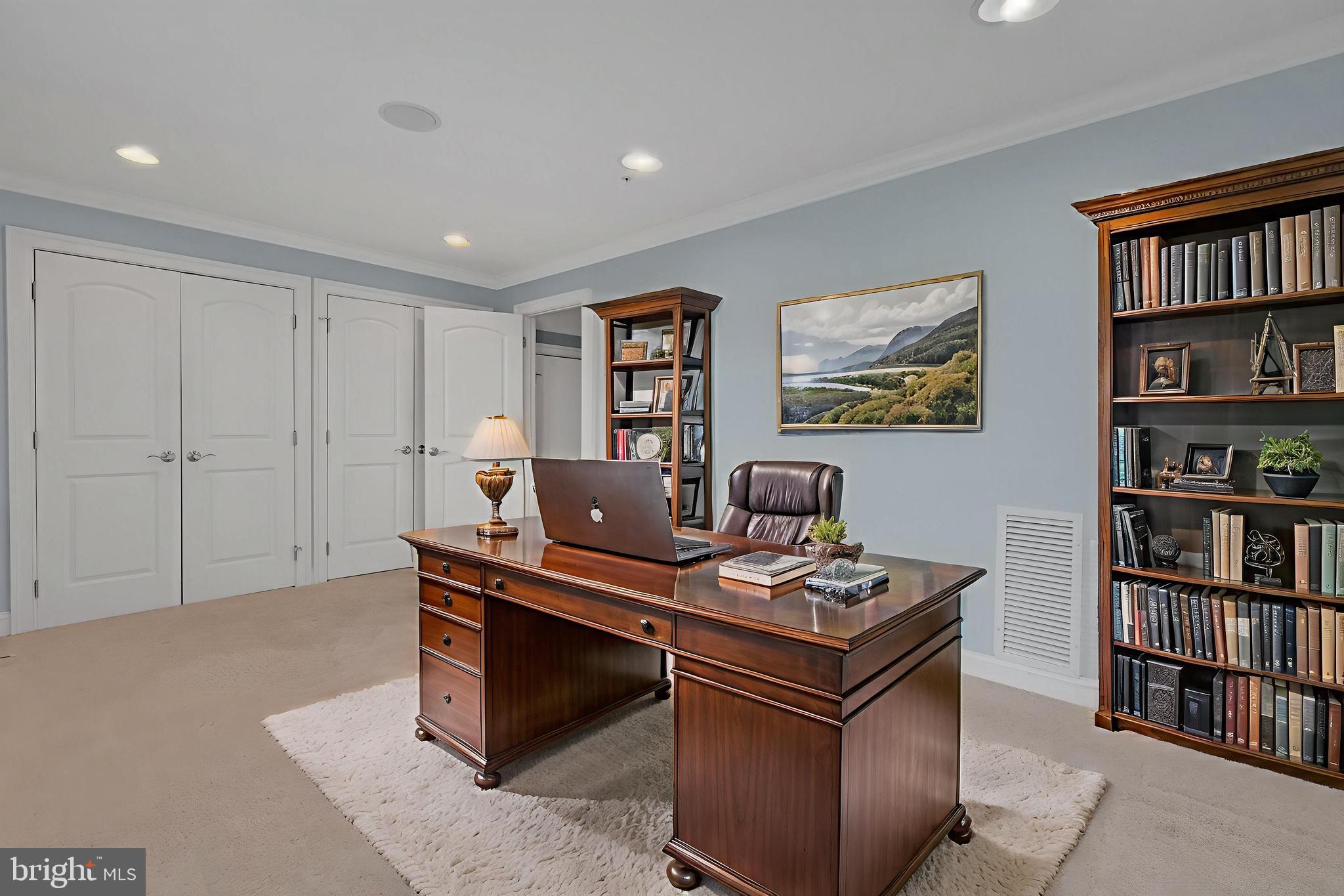 915 Valencia Court, Unit 117 Baltimore, MD 21230 - Photo 49 of 55