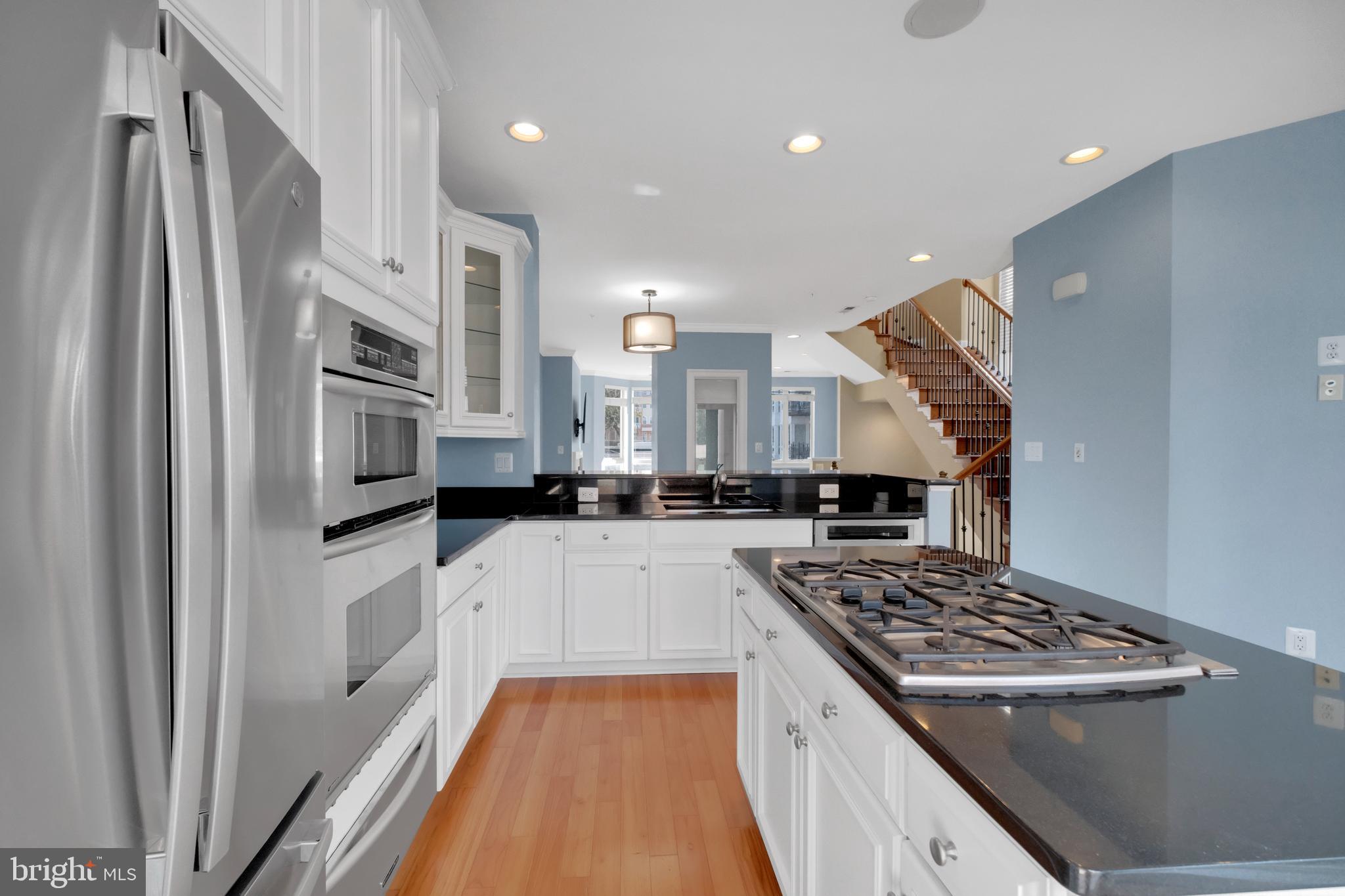 915 Valencia Court, Unit 117 Baltimore, MD 21230 - Photo 6 of 55