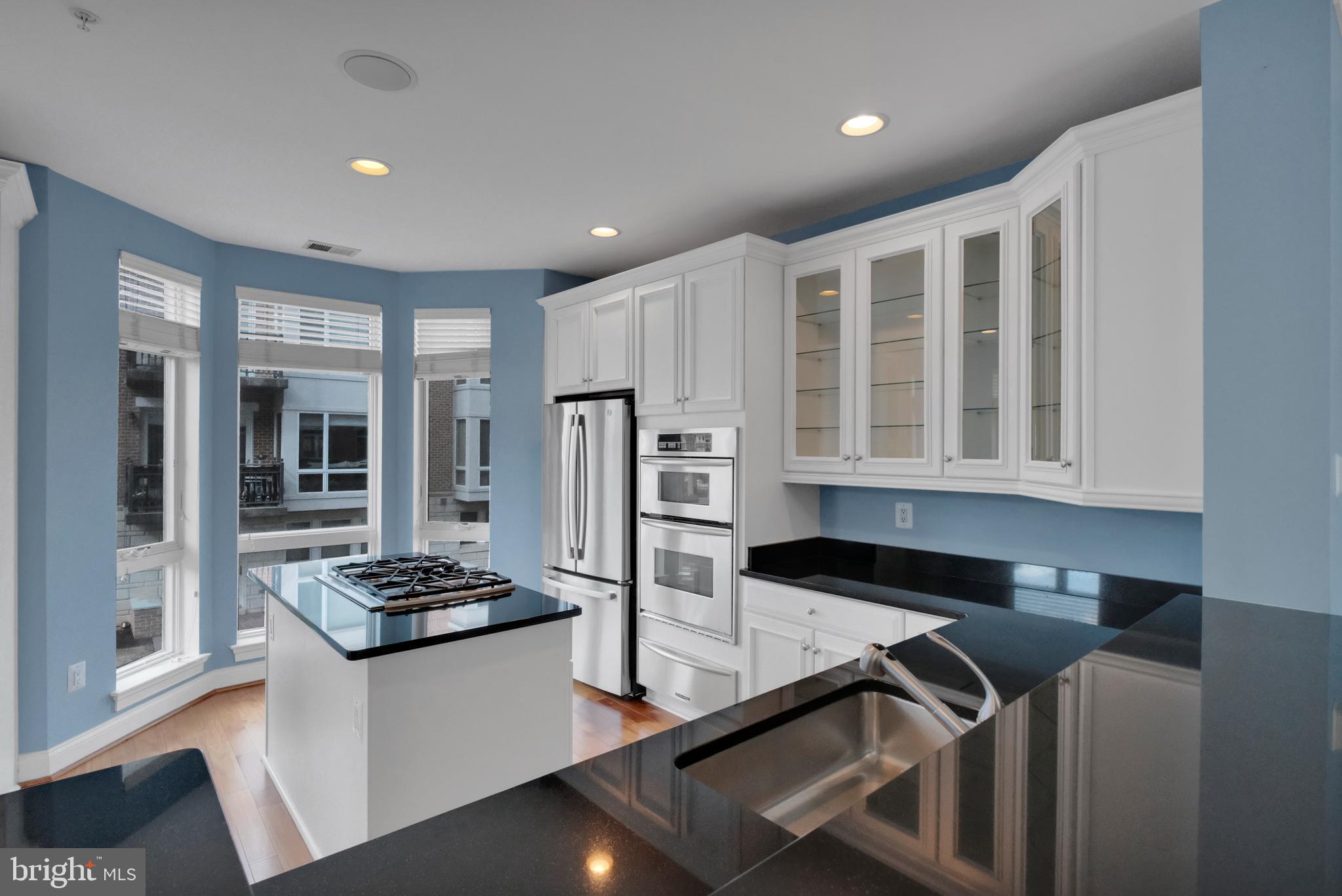 915 Valencia Court, Unit 117 Baltimore, MD 21230 - Photo 8 of 55