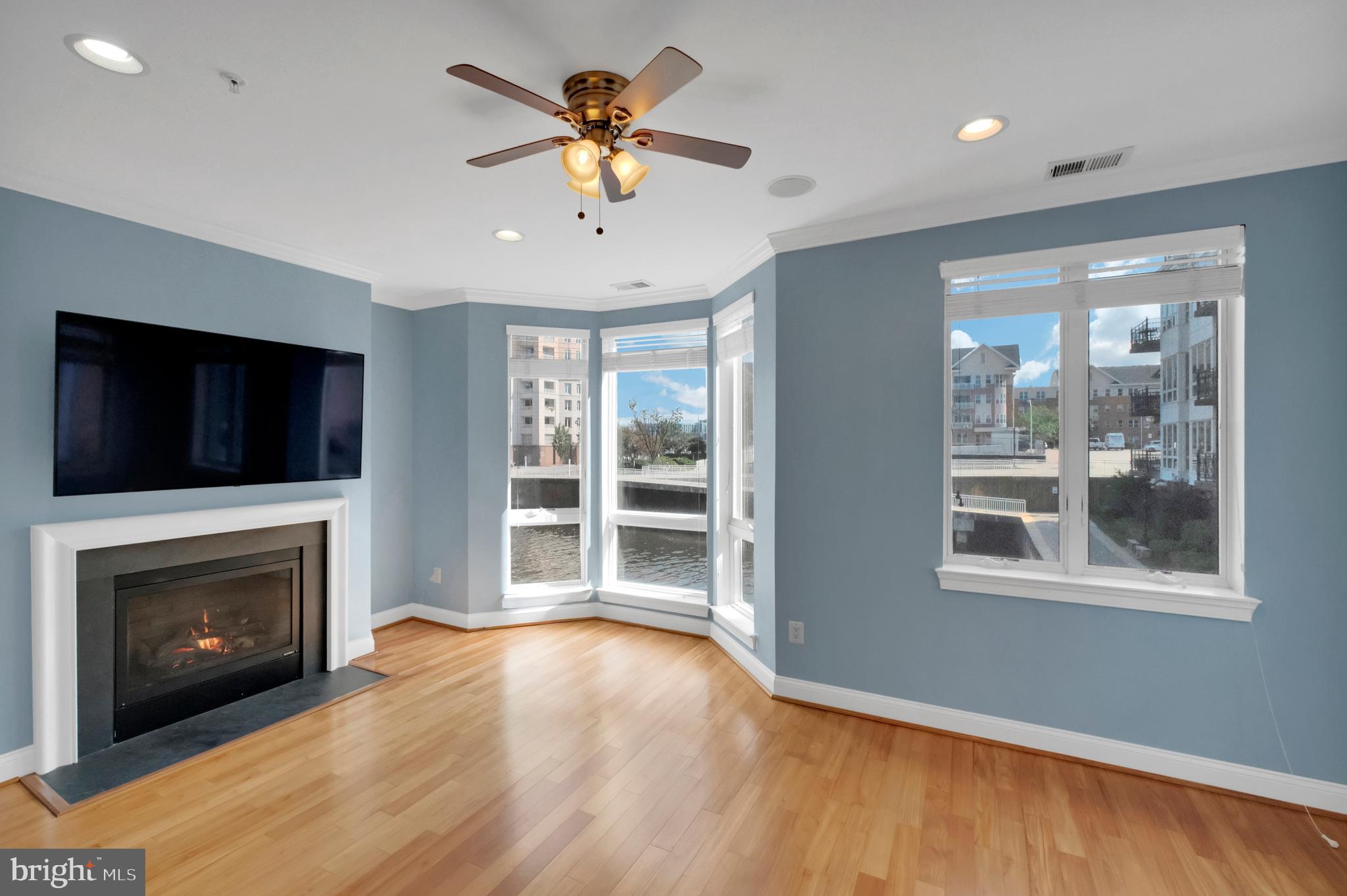 915 Valencia Court, Unit 117 Baltimore, MD 21230 - Photo 10 of 55