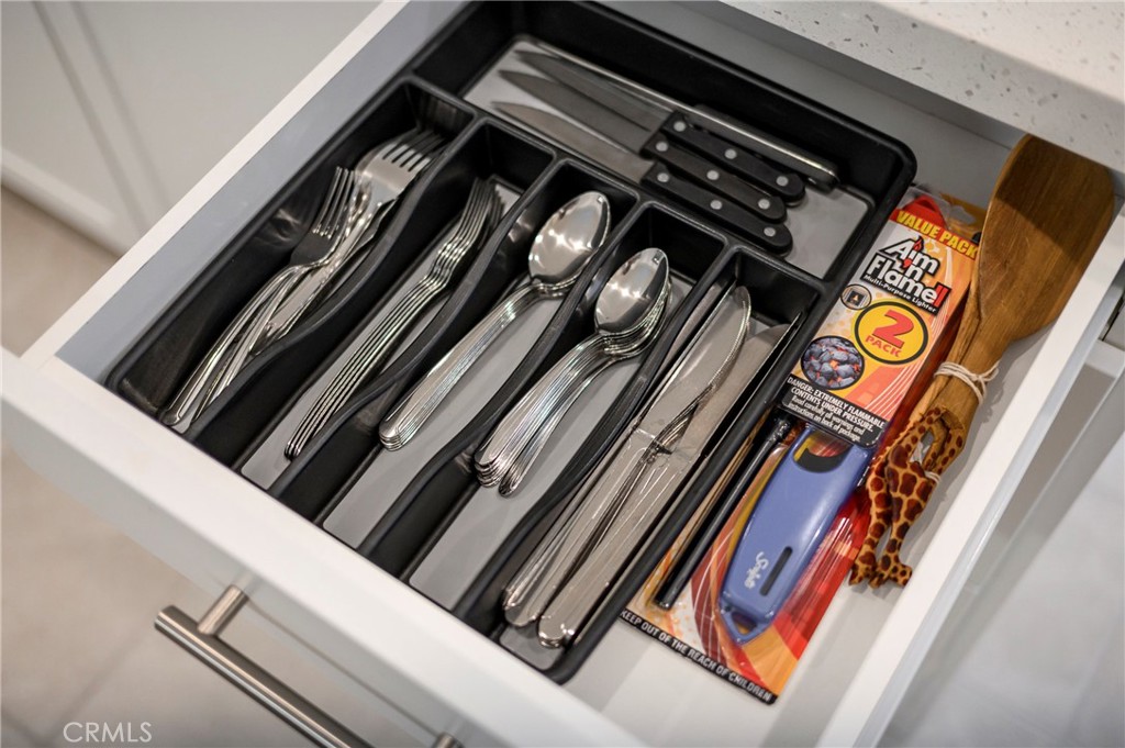 2053 Peebler Way Tustin, CA 92782 - Photo 35 of 37