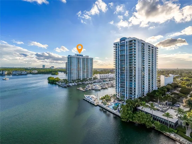 $900,000 | 17111 Biscayne Boulevard, Unit 803, North Miami Beach, FL 33160