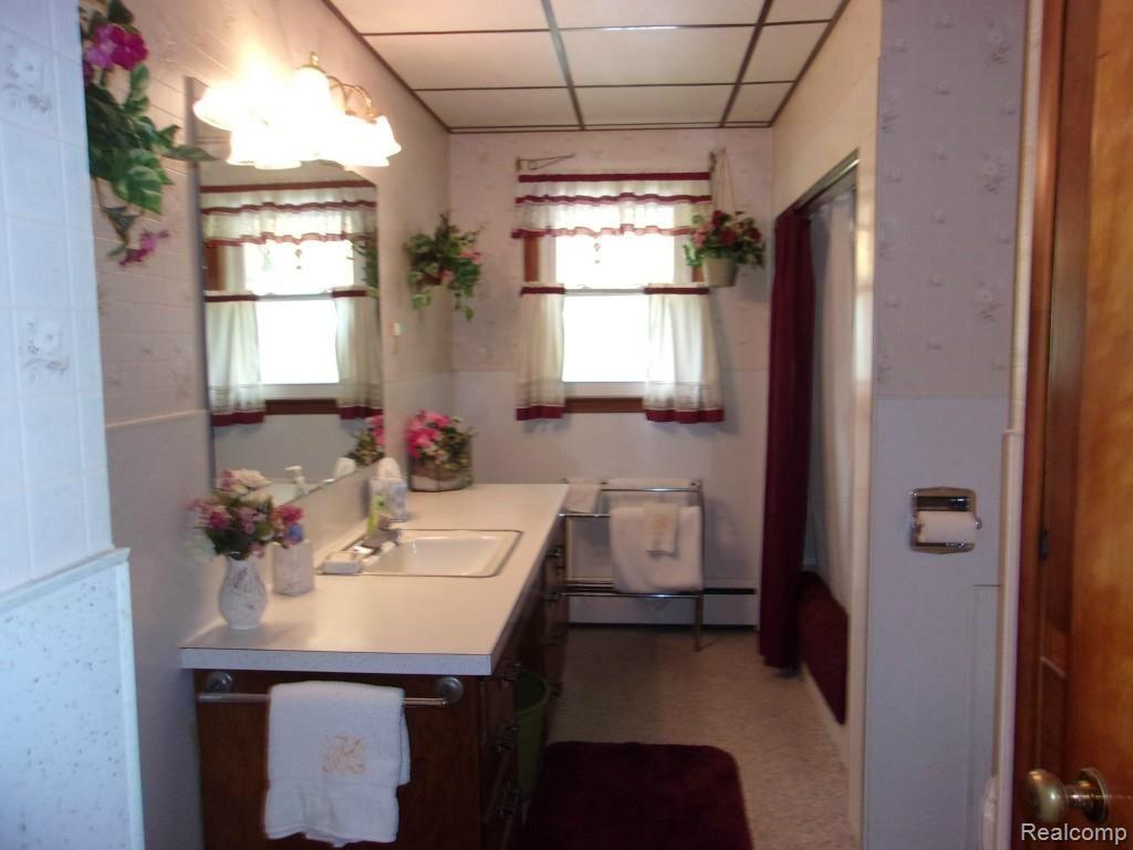 6531 Swartout Road Algonac, MI 48001 - Photo 14 of 31 100_0743.jpg