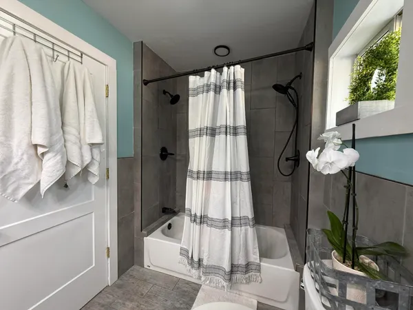 $299,800 | 1581 West Lone Pine Drive, Baldwin, MI 49304