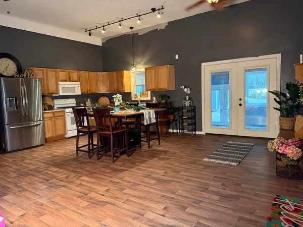 $299,800 | 1581 West Lone Pine Drive, Baldwin, MI 49304