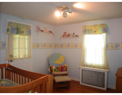 44 Gilman Street Springfield, MA 01118 - Photo 7 of 10 Gallery Image 7