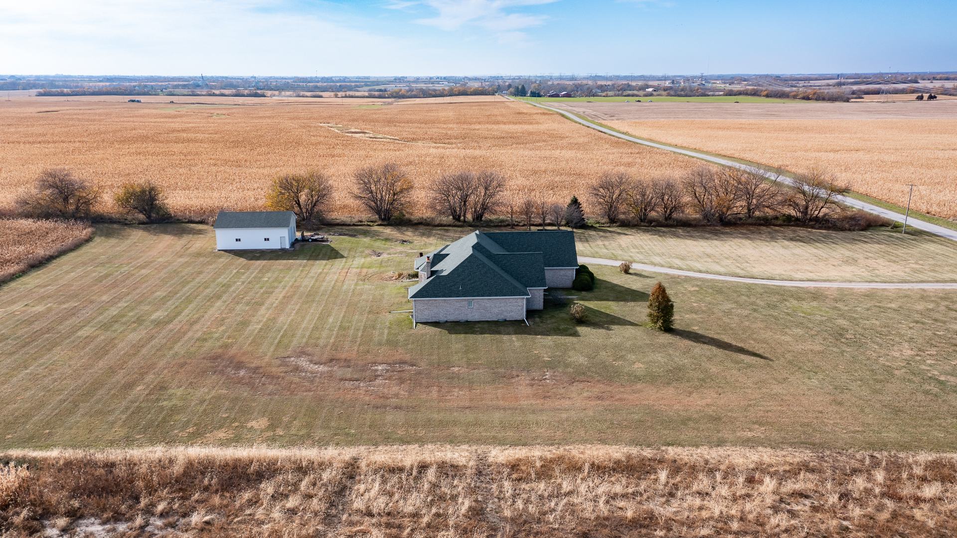 2019 East Kentucky Road Beecher, IL 60401 - Photo 18 of 47 a ocean view with beach and city view
