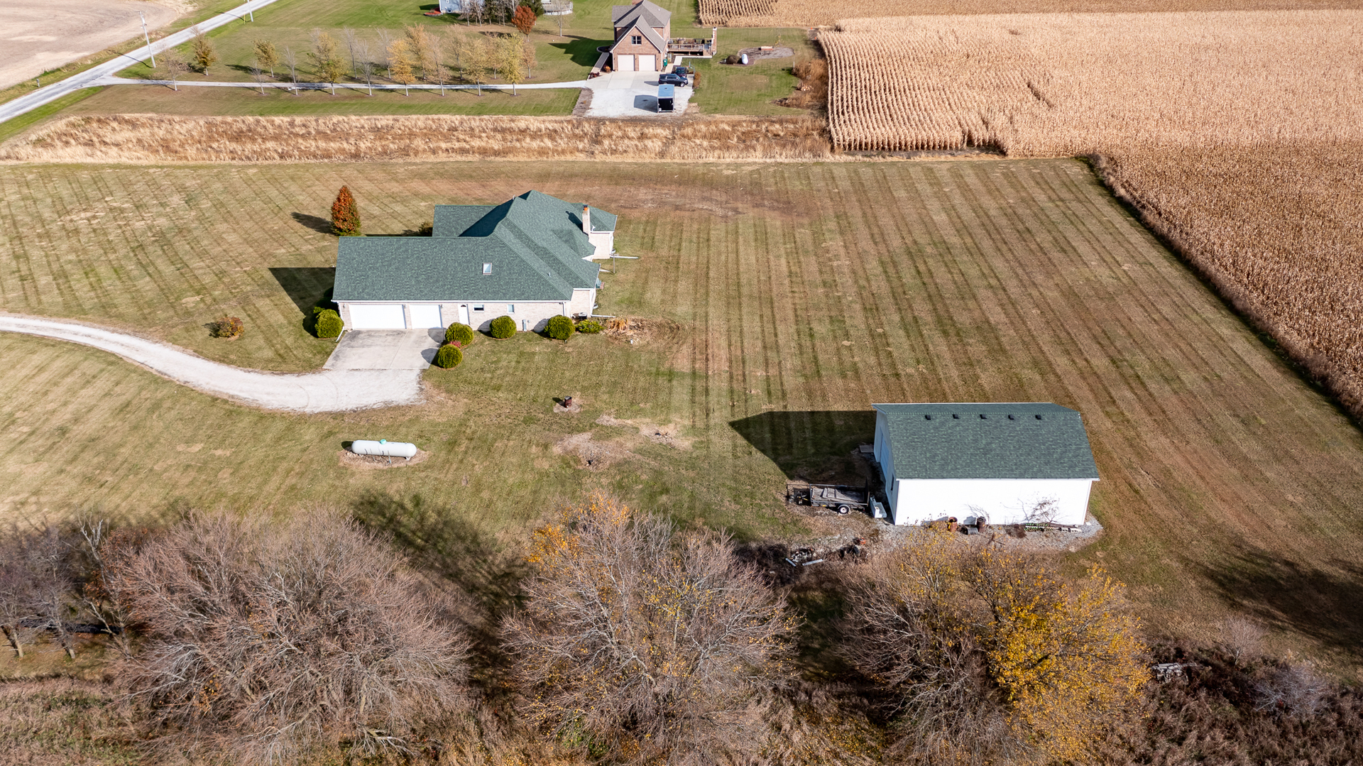 2019 East Kentucky Road Beecher, IL 60401 - Photo 19 of 47 a view of roof