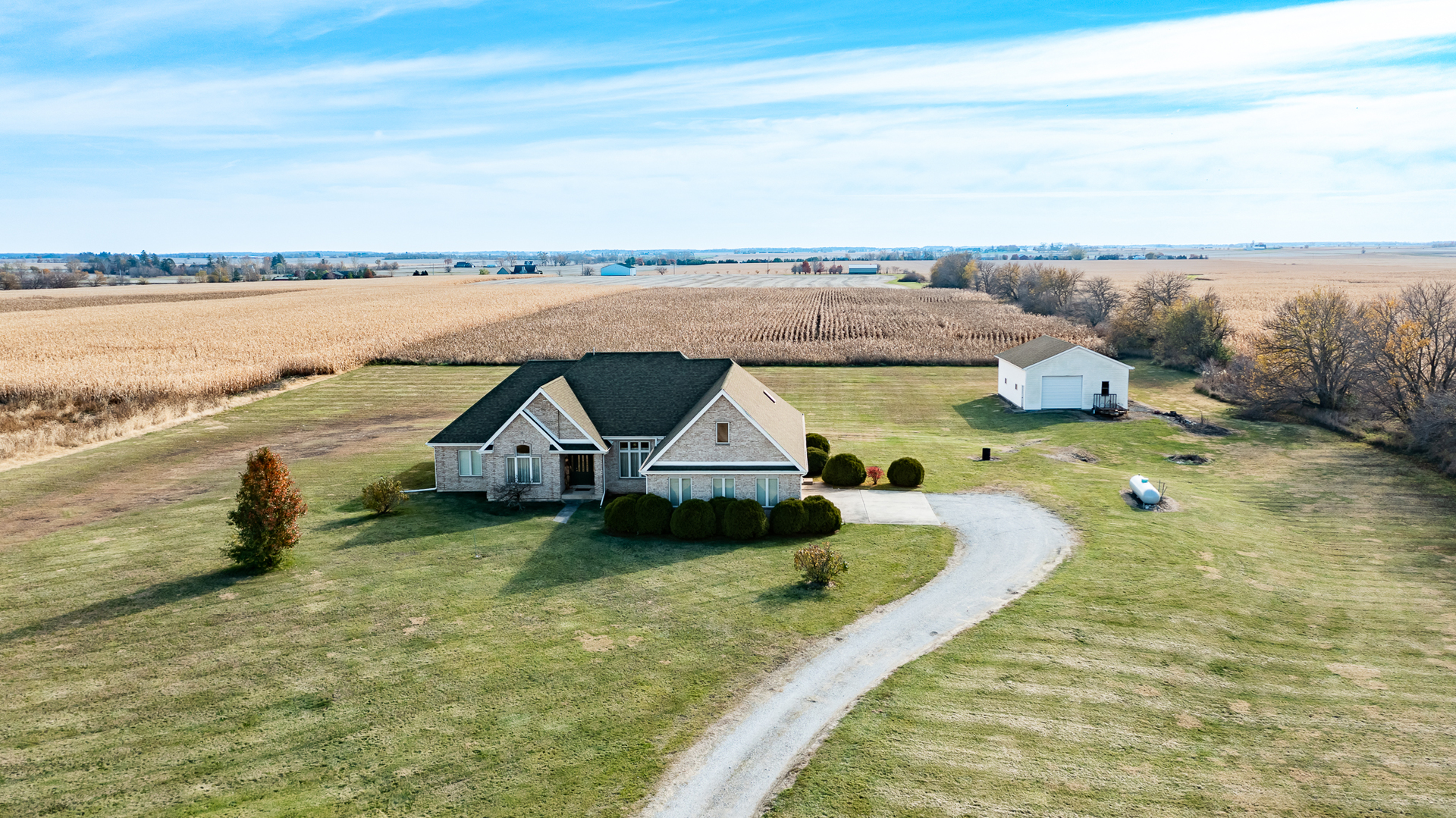 2019 East Kentucky Road Beecher, IL 60401 - Photo 9 of 47