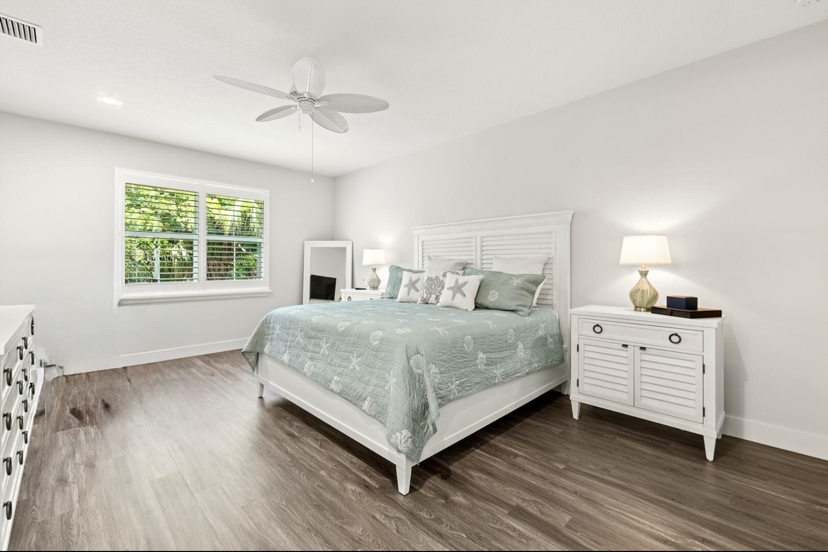 11425 Pointe Midtown Drive Palm Beach Gardens, FL 33418 - Photo 13 of 47 Primary Suite