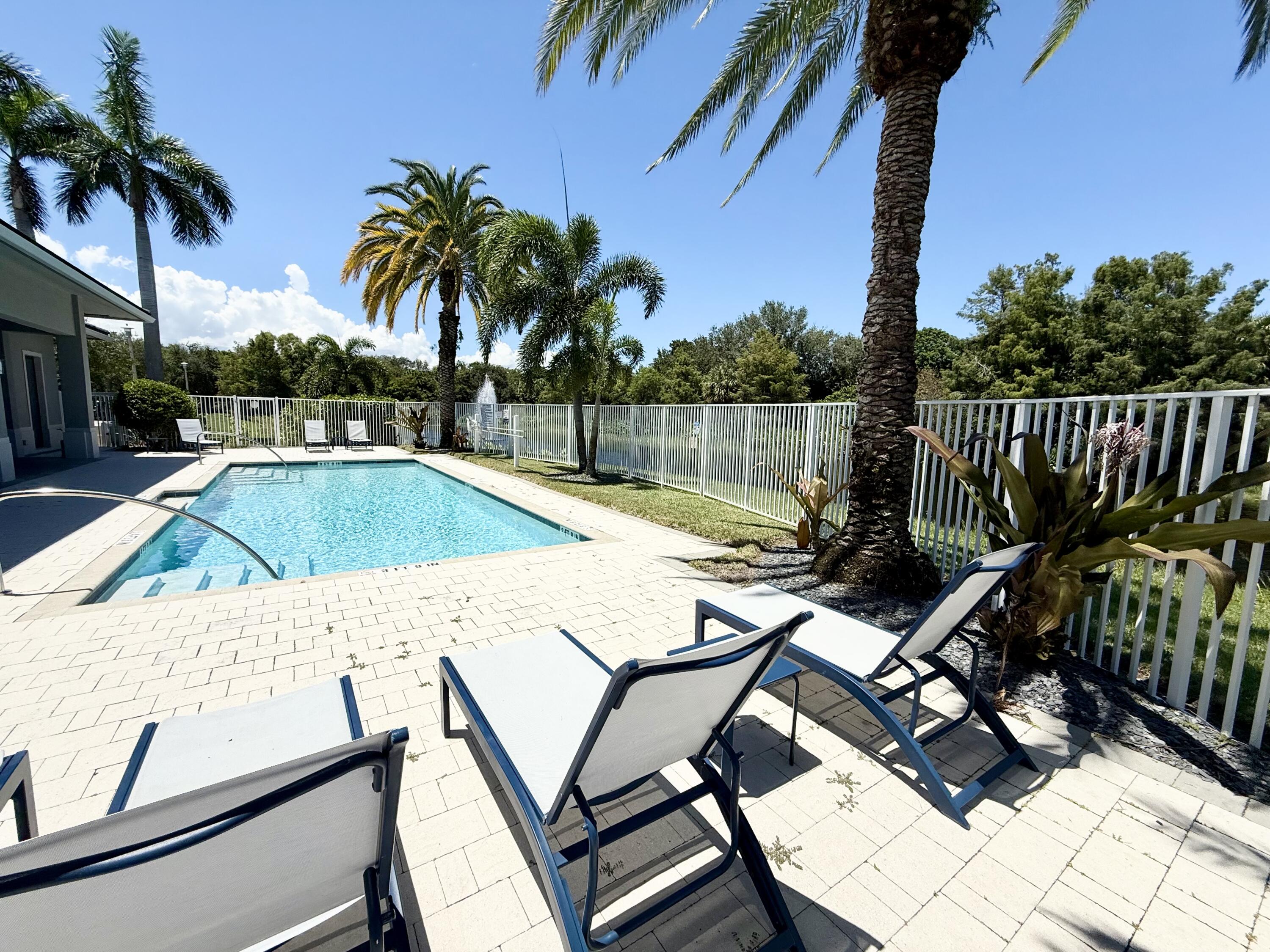 11425 Pointe Midtown Drive Palm Beach Gardens, FL 33418 - Photo 28 of 47 Pool Area