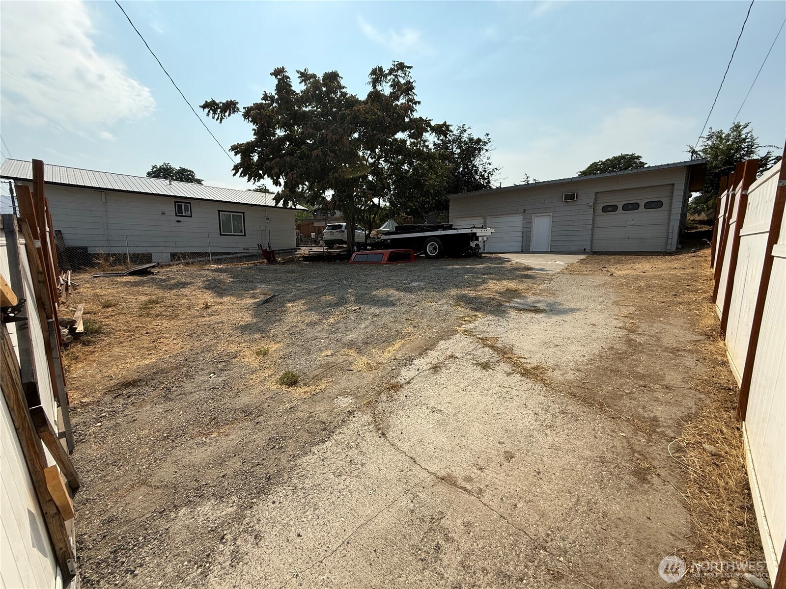810 Cashmere Street Wenatchee, WA 98801 - Photo 1 of 12 a view of a couches in the patio