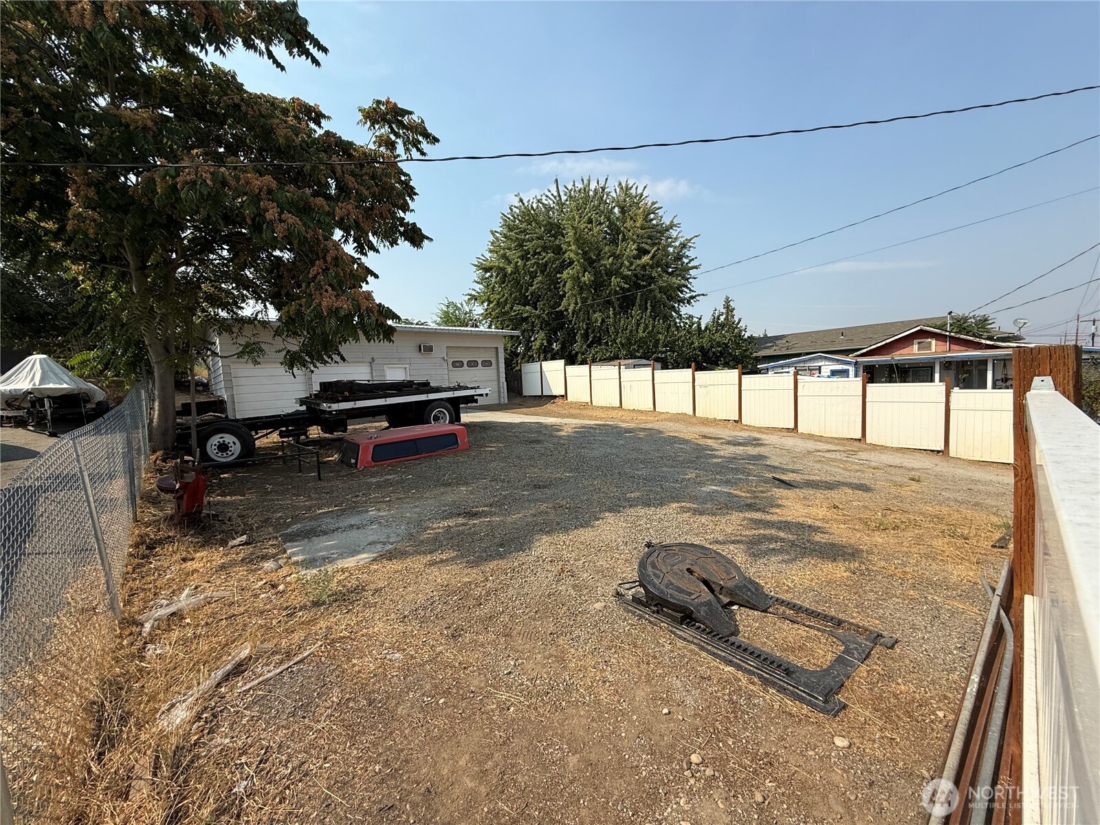 810 Cashmere Street Wenatchee, WA 98801 - Photo 2 of 12 a view of outdoor space with seating area