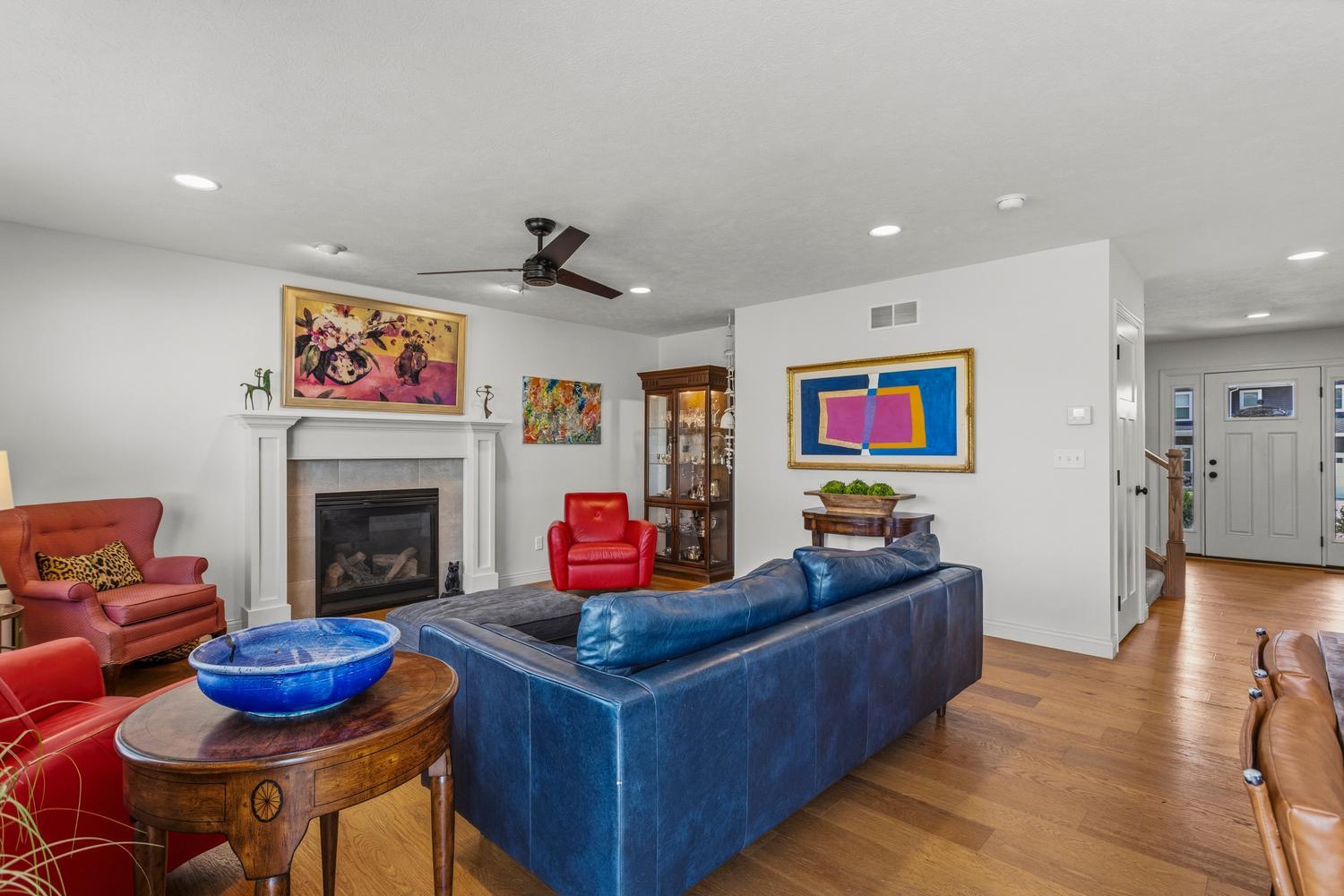 718 Cole Lane Mahomet, IL 61853 - Photo 9 of 44