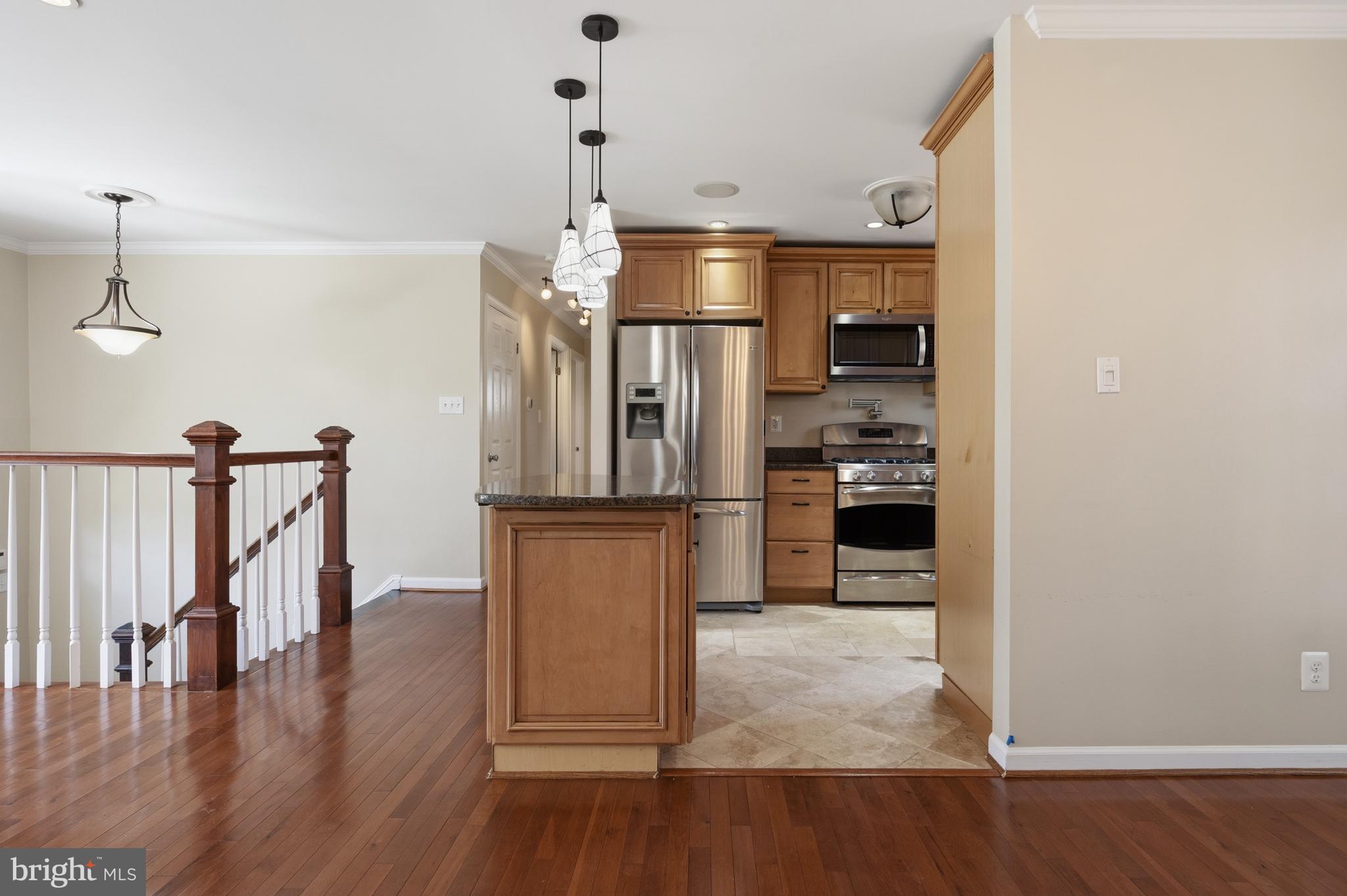 124 Woodland Road Gaithersburg, MD 20877 - Photo 13 of 79