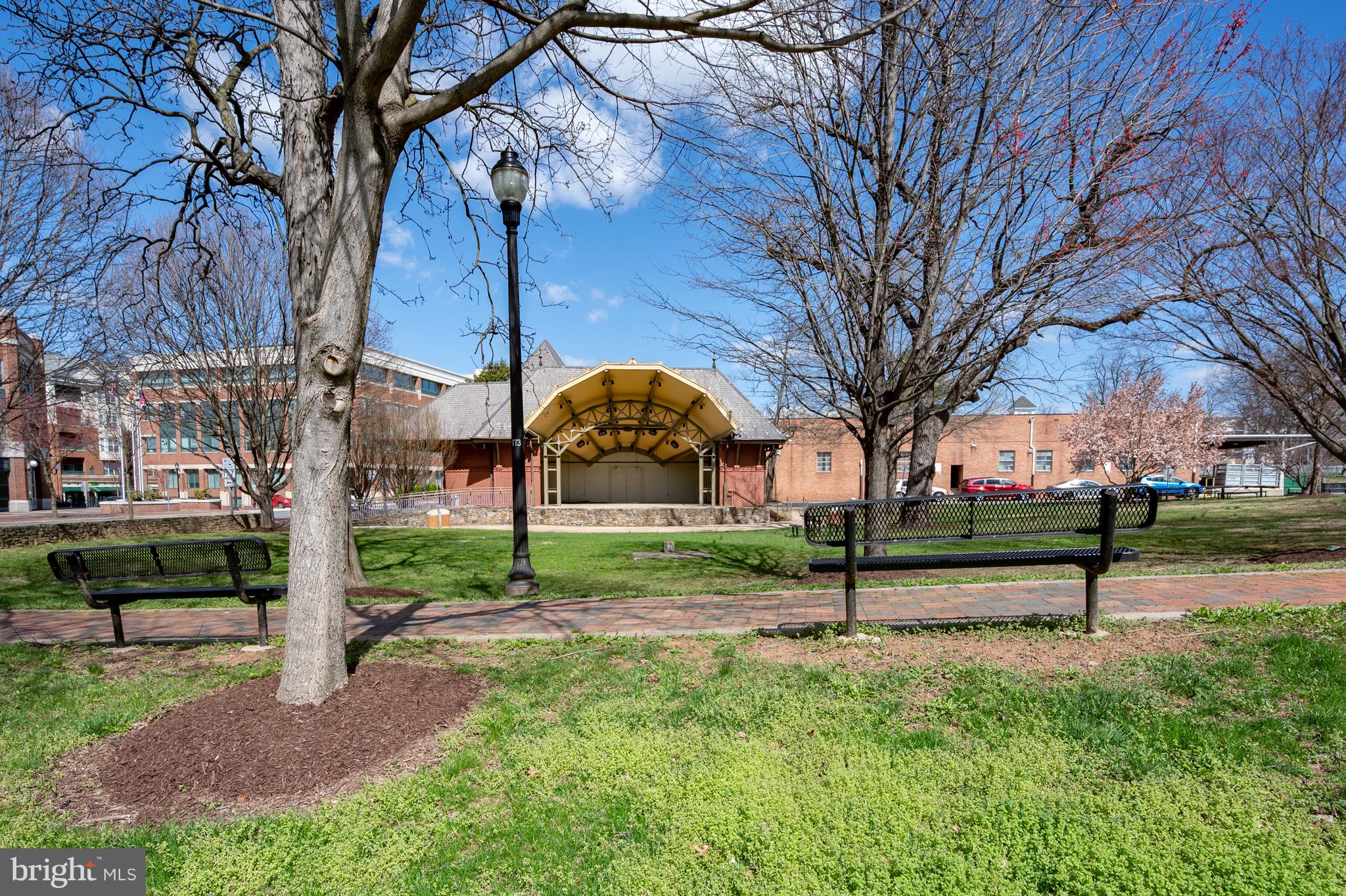 124 Woodland Road Gaithersburg, MD 20877 - Photo 77 of 79