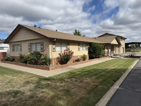 $699,000 | 1729 Beverly Drive, Modesto, CA 95358