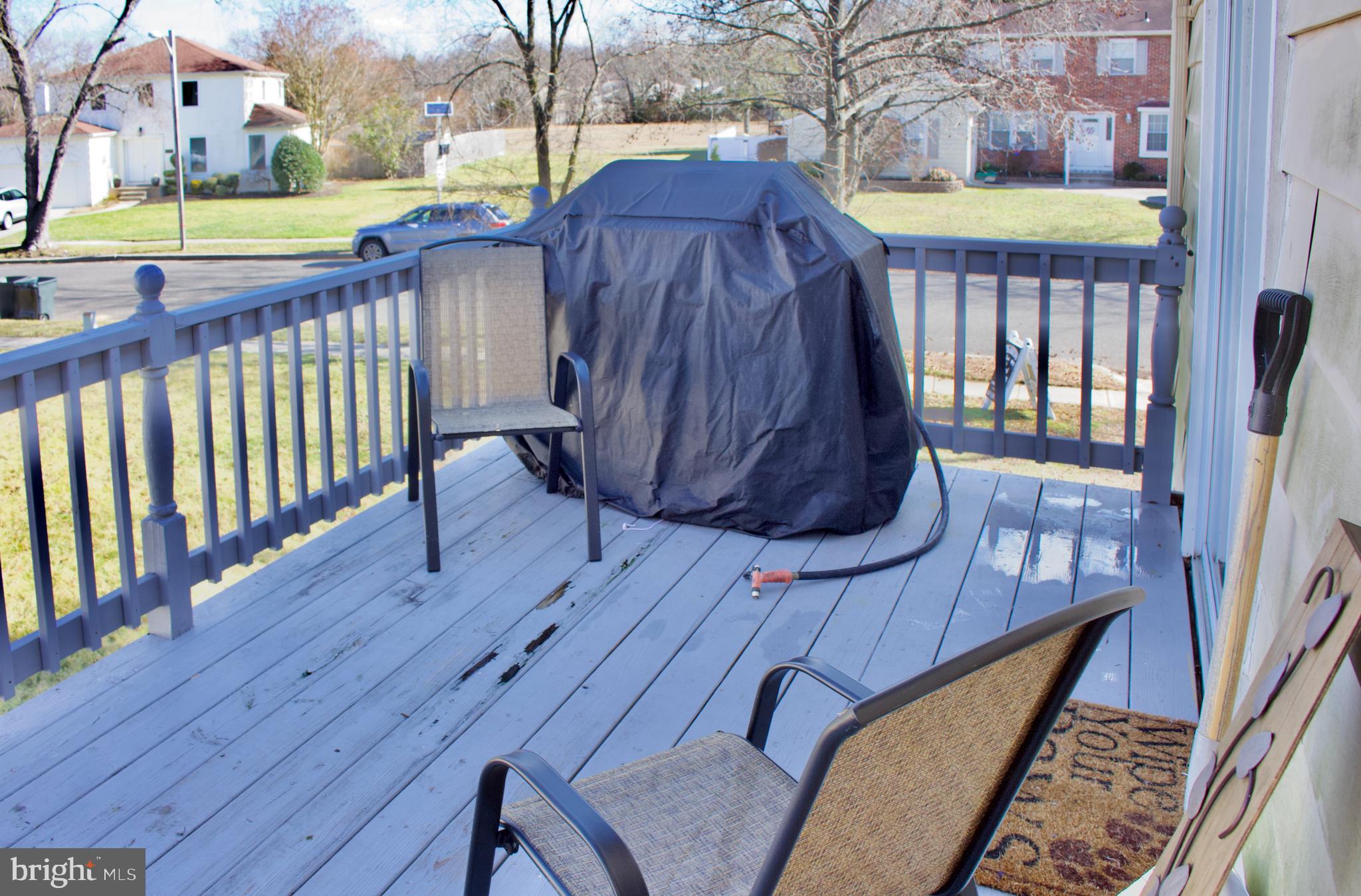 110 Dorado Avenue Sewell, NJ 08080 - Photo 28 of 31 Mian Level Deck