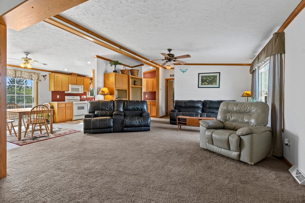 4337 East Dunn Road Sturgeon Bay, WI 54235 - Photo 17 of 25