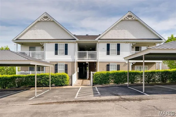 $1,575 | 1201 Spring Creek Lane, O'Fallon, MO 63368