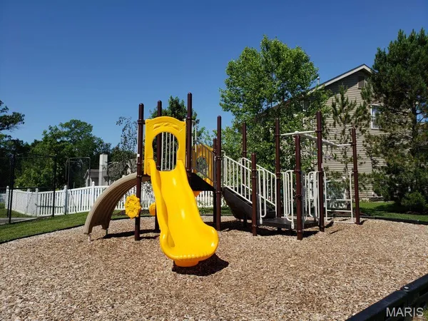 $1,575 | 1201 Spring Creek Lane, O'Fallon, MO 63368