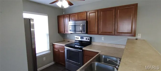 $1,575 | 1201 Spring Creek Lane, O'Fallon, MO 63368