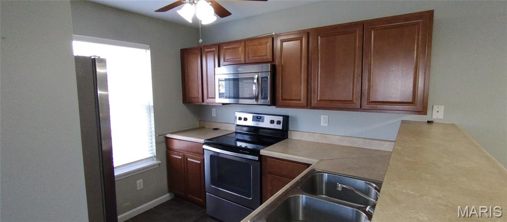 1201 Spring Creek Lane O'Fallon, MO 63368 - Photo 5 of 18