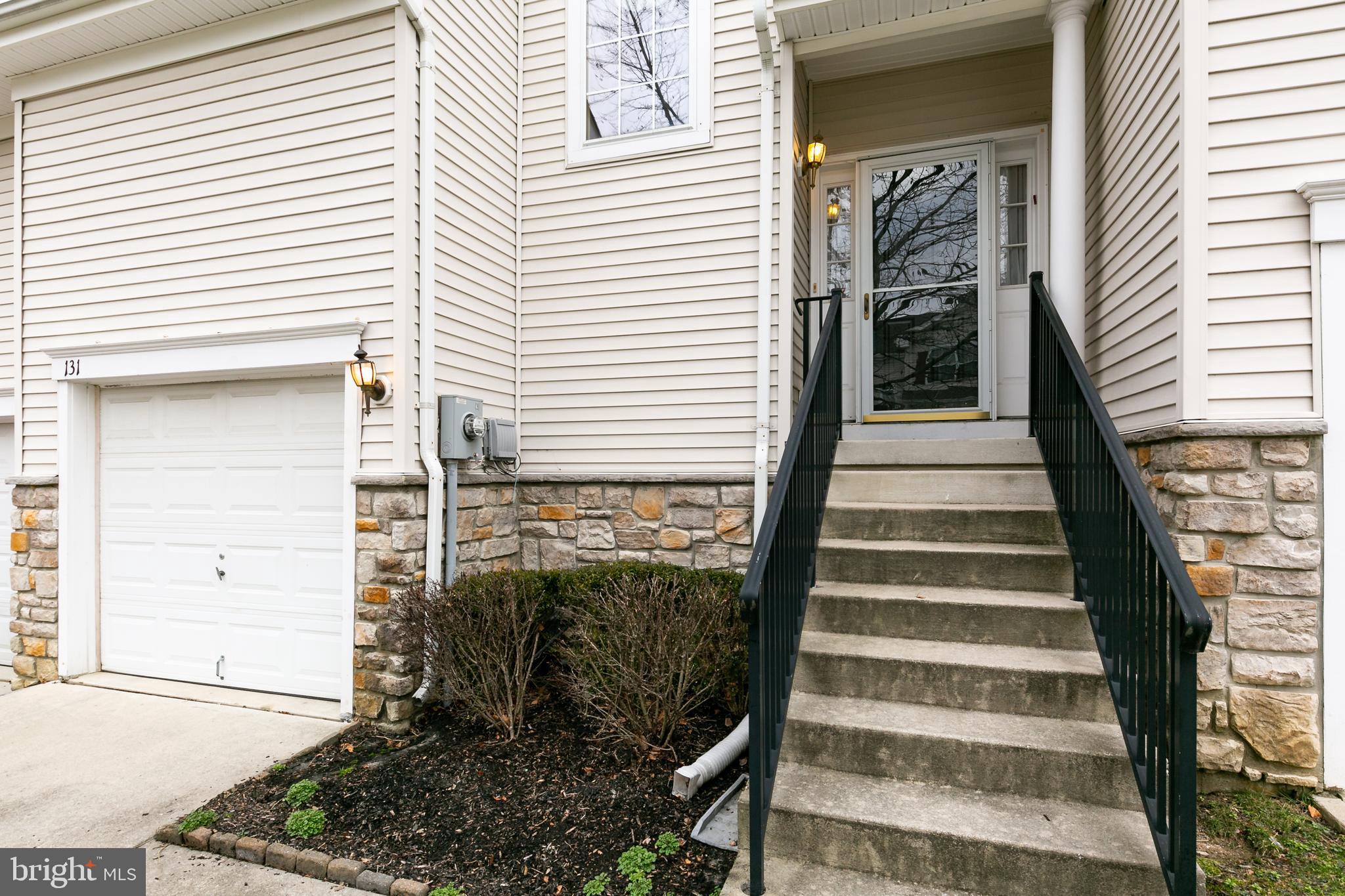 131 Castleton Road Delran, NJ 08075 - Photo 3 of 33