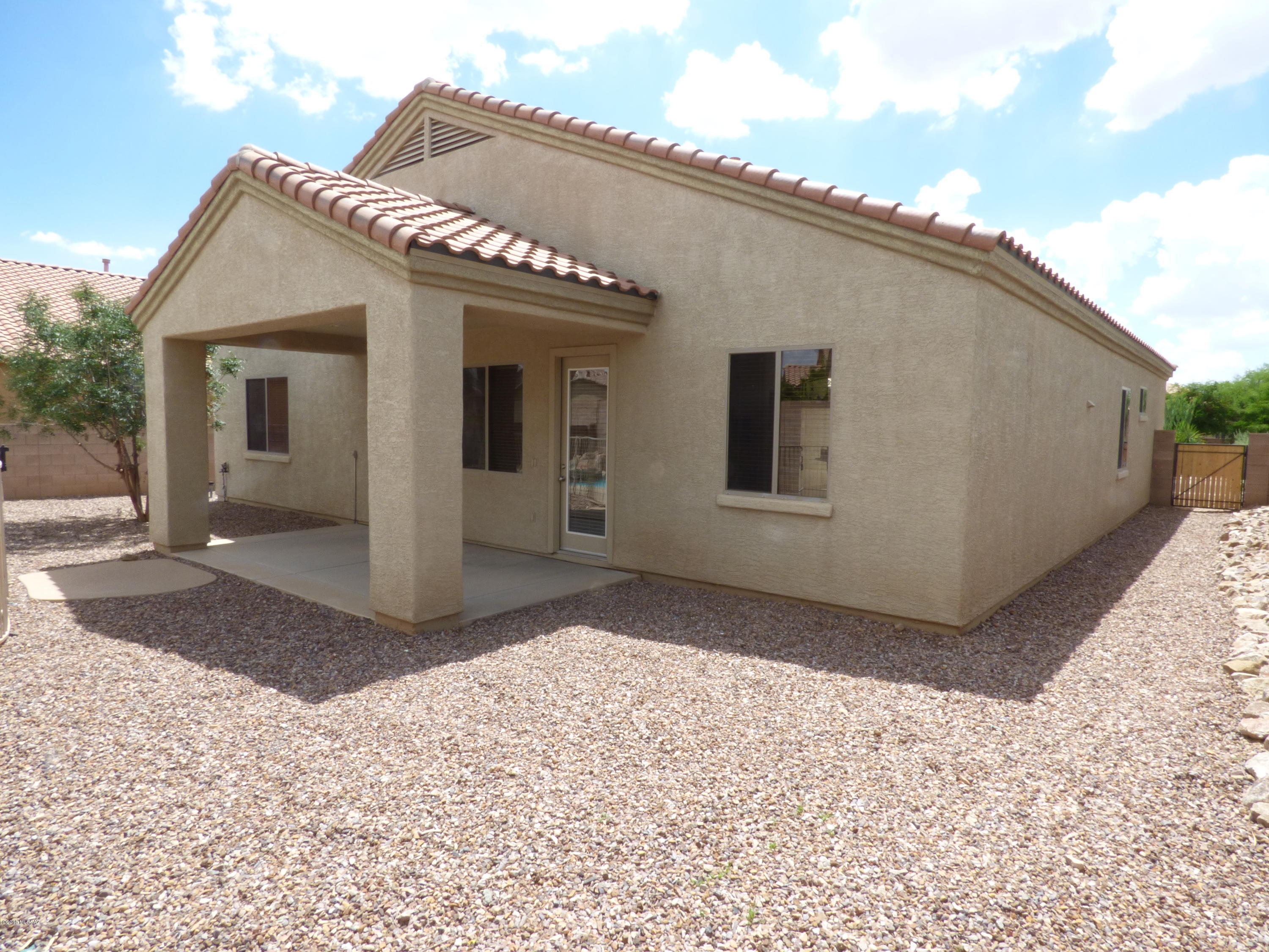 3489 South Desert Lantern Road Tucson, AZ 85735 - Photo 4 of 34 Gallery Image 4