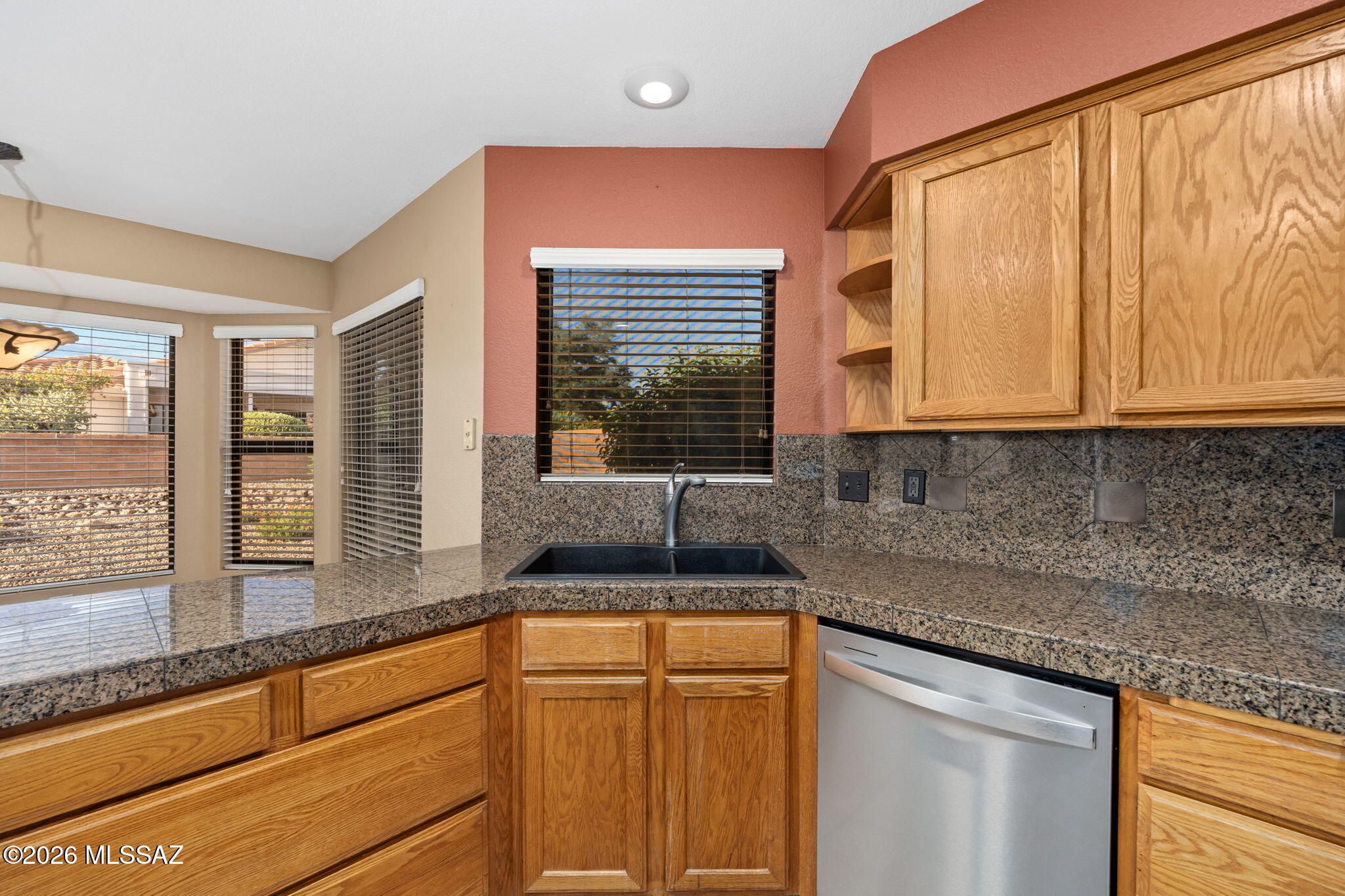 1029 East Rising Sun Drive Oro Valley, AZ 85755 - Photo 13 of 51 KITCHEN