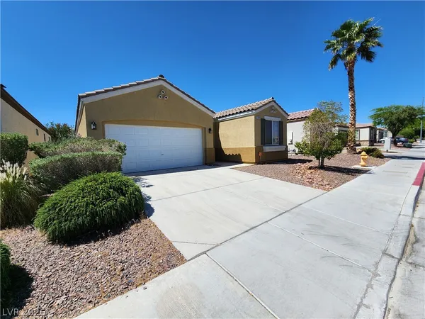 $1,950 | 7249 West Shelbourne Avenue, Las Vegas, NV 89113