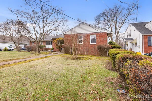 $319,999 | 1205 Parkway Avenue, Ewing, NJ 08628