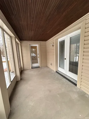 $2,000 | 4315 Stringtown Road, Evansville, IN 47711