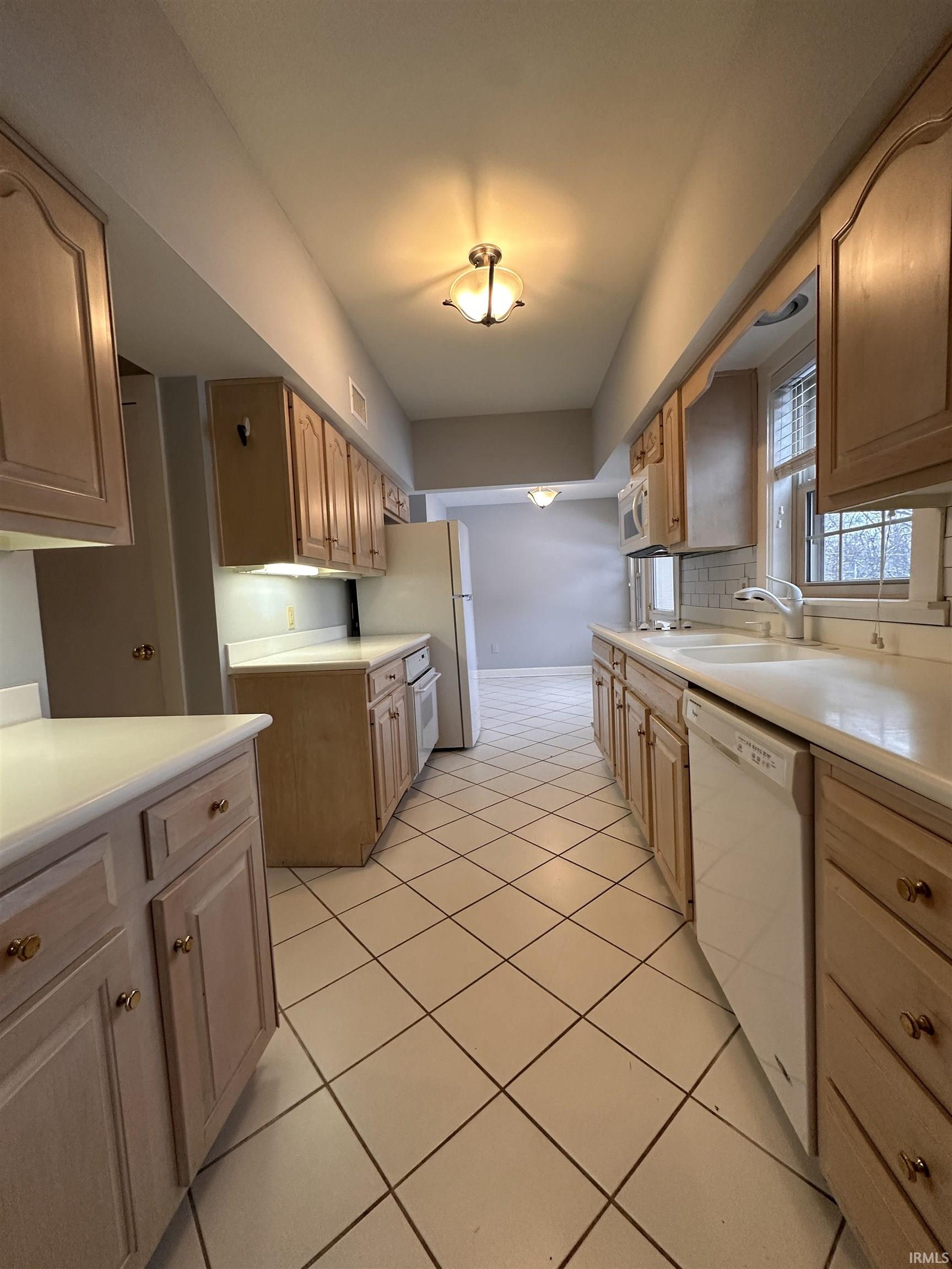 4315 Stringtown Road Evansville, IN 47711 - Photo 7 of 30