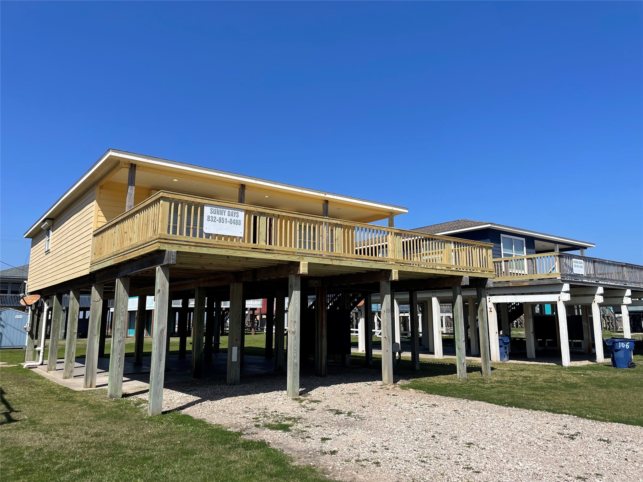 106 Coconut Road Surfside Beach, TX 77541 - Photo 2 of 25