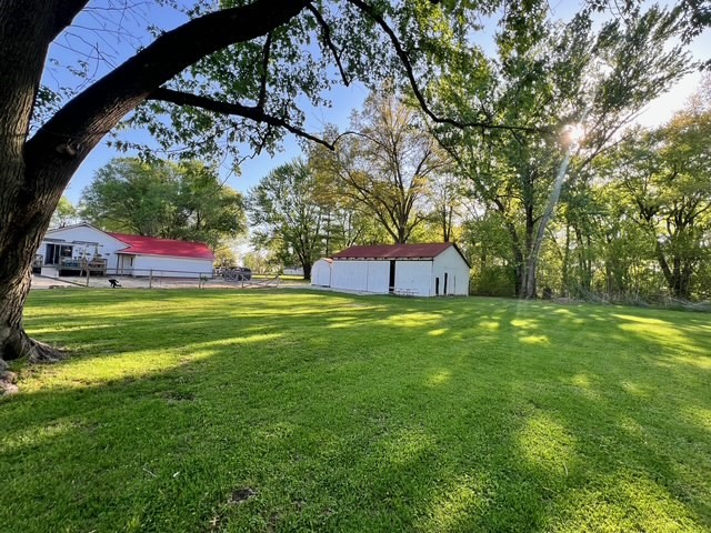 335 Chestnut Street Cowden, IL 62422 - Photo 4 of 15