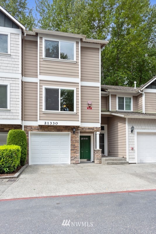 21330 11th Drive Southeast Bothell, WA 98021 - Photo 2 of 19