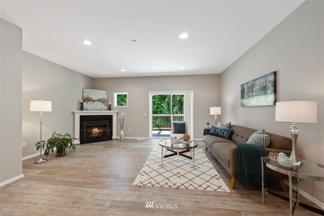 21330 11th Drive Southeast Bothell, WA 98021 - Photo 3 of 19