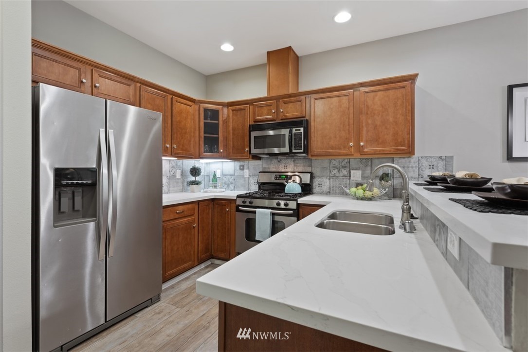 21330 11th Drive Southeast Bothell, WA 98021 - Photo 5 of 19