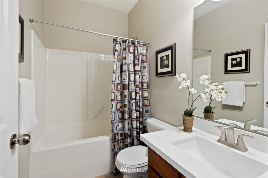 21330 11th Drive Southeast Bothell, WA 98021 - Photo 7 of 19