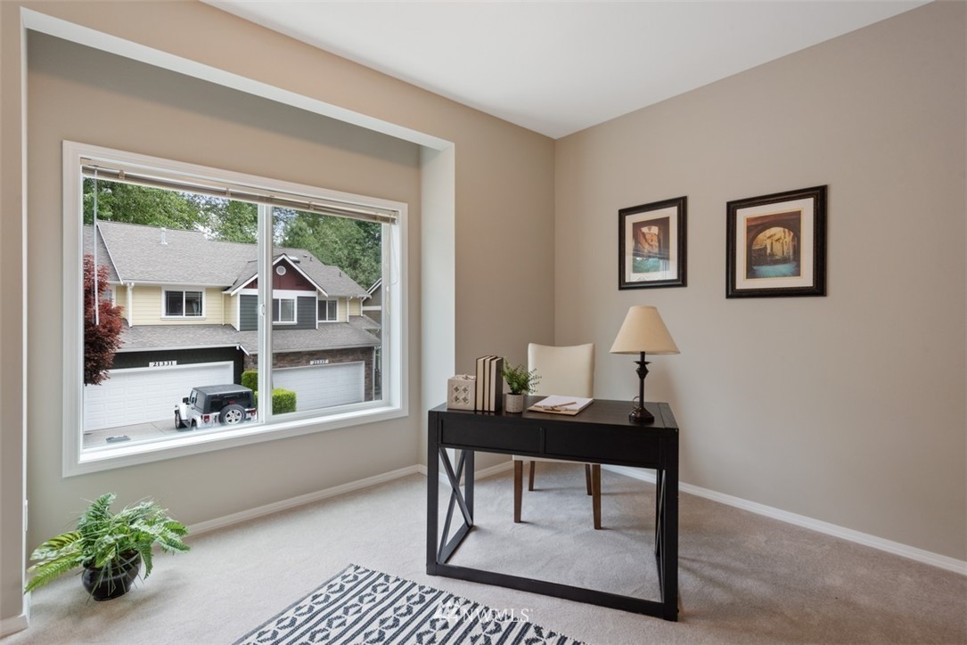 21330 11th Drive Southeast Bothell, WA 98021 - Photo 8 of 19